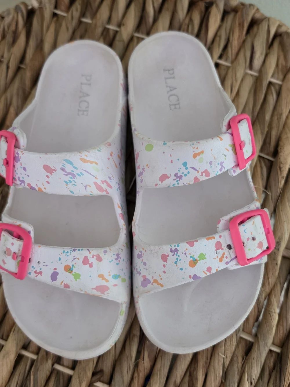 Children's Place White Paint-Splash Sandals Size 2 Kids